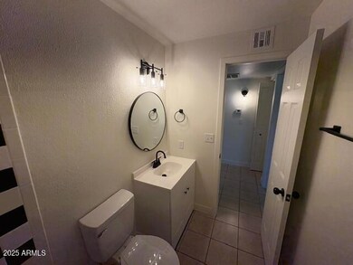 3120 N 67th Ln unit 17, Phoenix, AZ 85033 - photo 6