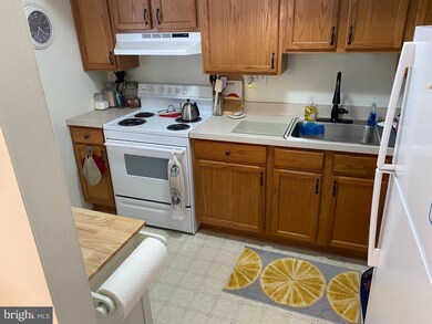 14 Kearney Dr, North Wales, PA 19454 - photo 6