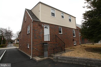 825 Dorsey Ave, Essex, MD 21221 - photo 6