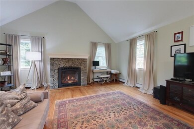 403 Valley Rd, Middletown, RI 02842 - photo 3