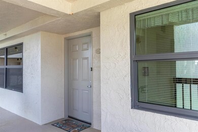 1055 Ocean Drive, 304 Juno Beach02Front