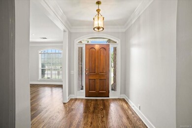 Breathtaking Foyer
