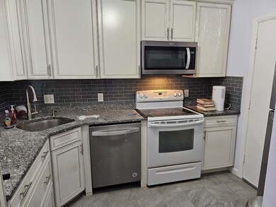 29 Custer St unit 205, Jamaica Plain, MA 02130 - photo 5