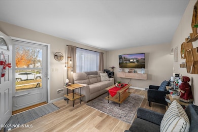 2605 Wyndale Rd, Toledo, OH 43613 - photo 6