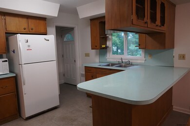 49 Kelton Ct, Albany, NY 12209 - photo 3