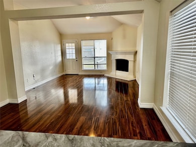 3718 Winmont Ct, Houston, TX 77082 - photo 4