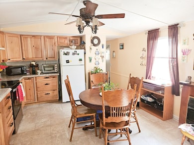 44 Maple Dr, Franklin, NC 28734 - photo 6