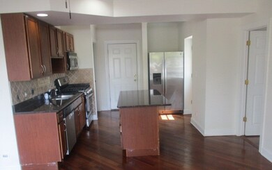 2945 W Rosemont Ave unit 3W, Chicago, IL 60659 - photo 3