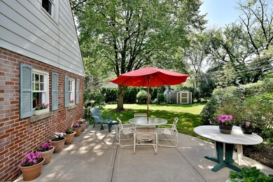 157 N Avon Rd, Elmhurst, IL 60126 - photo 4