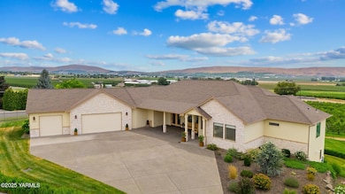 6300 Horizon View Ln, Yakima, WA 98901 - photo 2