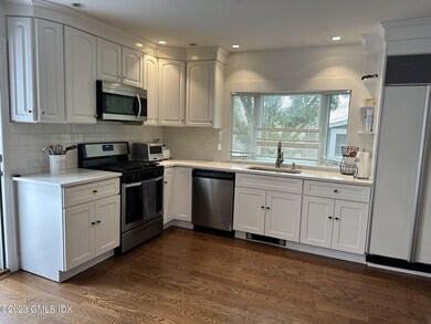 33 Bible St unit 2nd Floor, Cos Cob, CT 06807 - photo 7