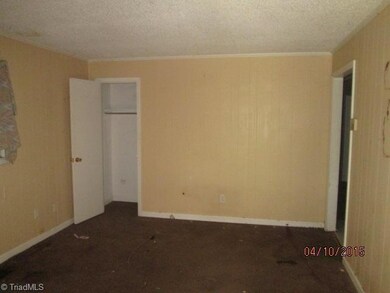 803 Meredith St, High Point, NC 27260 - photo 7