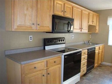 168 Hart St unit 56, Taunton, MA 02780 - photo 3