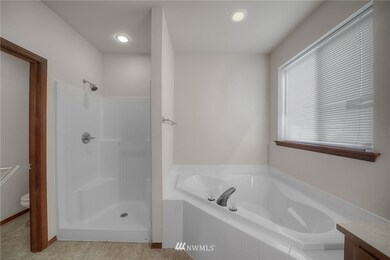 204 Hawk Ave SW, Orting, WA 98360 - photo 5