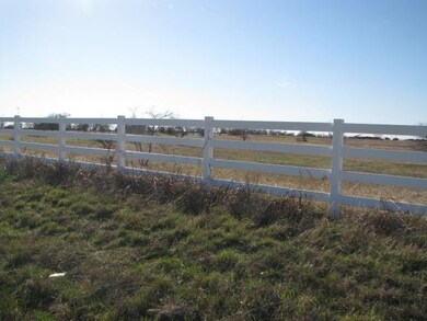 13318 Old 81, Troy, TX 76579 - photo 4