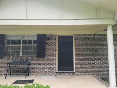 1104 Cuerno St, Tallahassee, FL 32304 - photo 3