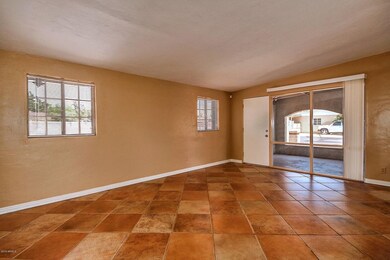 6002 W Stella Ln, Glendale, AZ 85301 - photo 7
