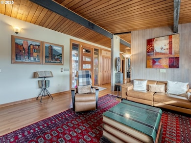 448 SW Riverbend Dr, West Linn, OR 97068 - photo 4