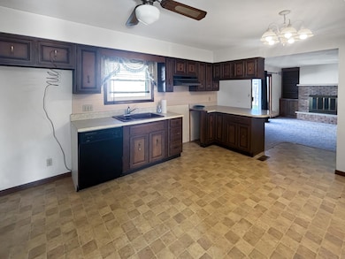 626 Birt St, Greenville, OH 45331 - photo 4