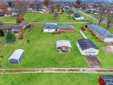 205 N 4th Ave, Princeton, IN 47670 - photo 2