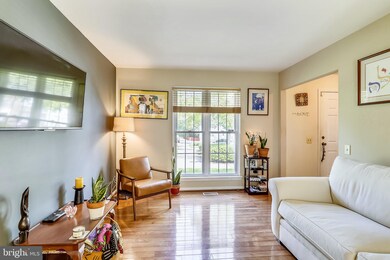 14413 Stepping Stone Way, Burtonsville, MD 20866 - photo 2