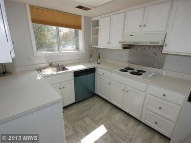 3208 Gleneagles Dr, Silver Spring, MD 20906 - photo 2