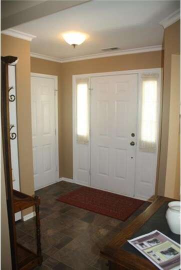 501 Hydrangea Dr, Mount Laurel, NJ 08054 - photo 4