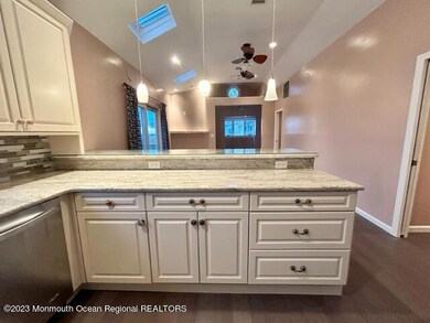 403 Cedar Ave, Leonardo, NJ 07737 - photo 5