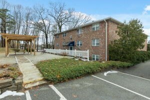 234 Low St unit 6, Newburyport, MA 01950 - photo 2