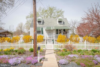 904 N Woodward Dr, Essex, MD 21221 - photo 2