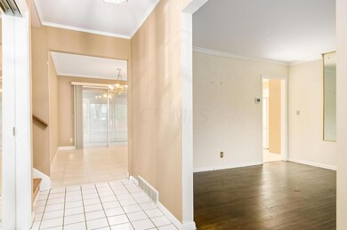 Entry Foyer