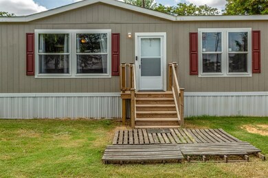 815 Whippoorwill Dr, Granbury, TX 76049 - photo 4