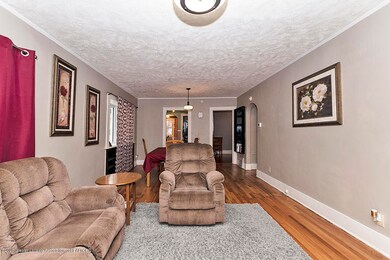 1232 Climax St, Lansing, MI 48912 - photo 4