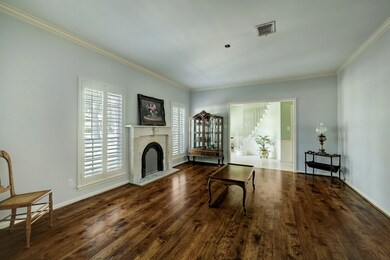 11907 Stoney Ridge Ln, Houston, TX 77024 - photo 4