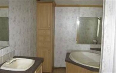 607 NW Gibson Ln, Lake City, FL 32055 - photo 3