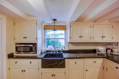 36 Lime St, Newburyport, MA 01950 - photo 4