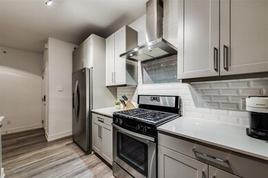 5718 Mccommas Blvd unit 204, Dallas, TX 75206 - photo 6