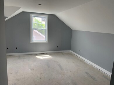 11 Irving St, Lowell, MA 01852 - photo 6