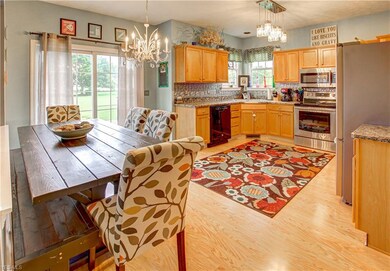 27010 Glenside Ln, Olmsted Falls, OH 44138 - photo 7