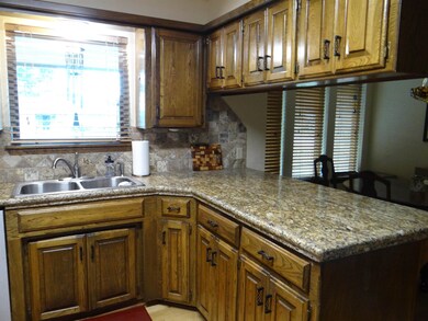 1603 1603 Brookline, Duncan, OK 73533 - photo 5