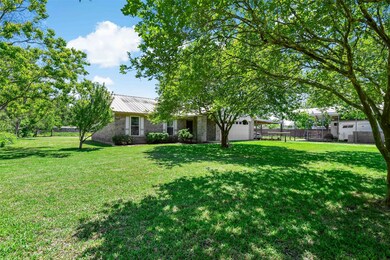 8202 Tye Ln, Pearland, TX 77584 - photo 3