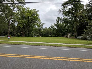 405 N Gaskin Ave unit n/a, Douglas, GA 31533 - photo 2