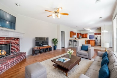 8100 Steamers Ln, Frisco, TX 75035 - photo 3