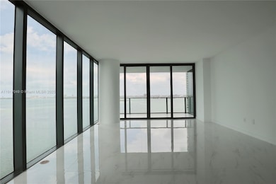 Paraiso I : Paraiso Bay unit 1207, Miami, FL 33137 - photo 2