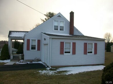 321 Center St, Slatington, PA 18080 - photo 4