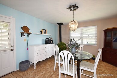 224 S Commonwealth Ave, Aurora, IL 60506 - photo 4