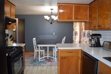 897 W 200 N, La Porte, IN 46350 - photo 6