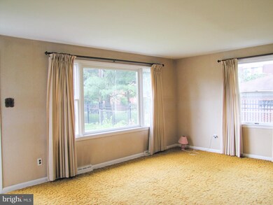 349 Erie Ave, Penns Grove, NJ 08069 - photo 3