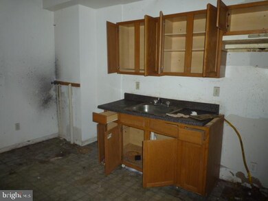 1626 E Lanvale St, Baltimore, MD 21213 - photo 7