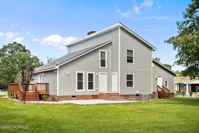 519 University Dr, Jacksonville, NC 28546 - photo 4